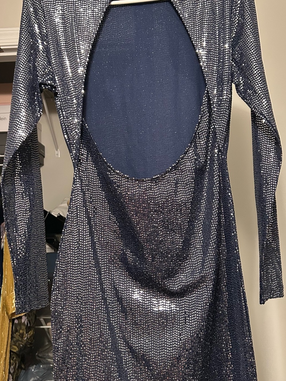 H&M Black Sparkle Open-Back Long-Sleeve Mini - Picture 6 of 7